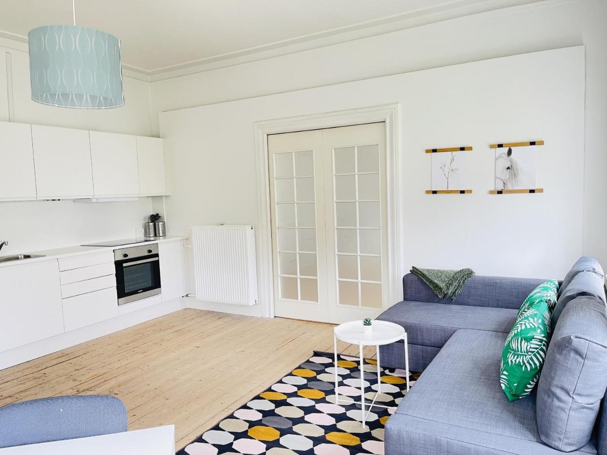 Aday - City Central Mansion - 1 Bedroom Apartment With Garden Ольборг Екстер'єр фото